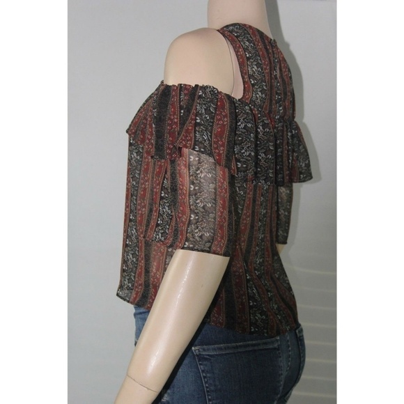💕BCBGMaxAzria💕 Chiffon Cold Shoulder Pattern Top - Picture 6 of 8